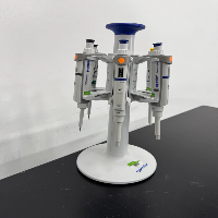 Eppendorf Research Plus Single Channel Pipettes and Stand image 0